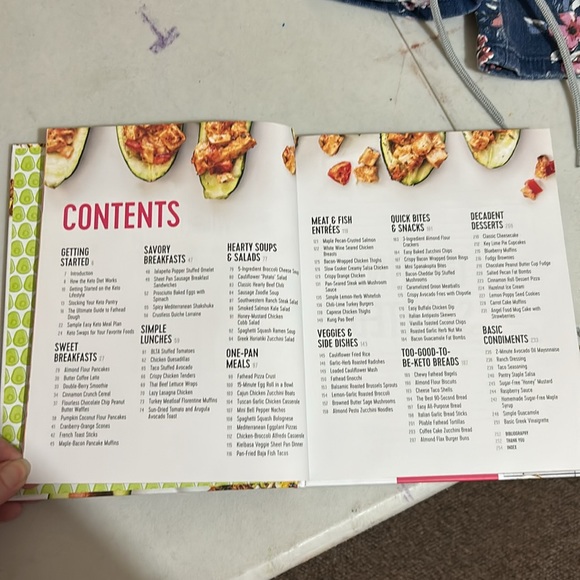 Maya Krampf “The Wholesome Yum Easy Keto Cookbook” - Picture 3 of 3